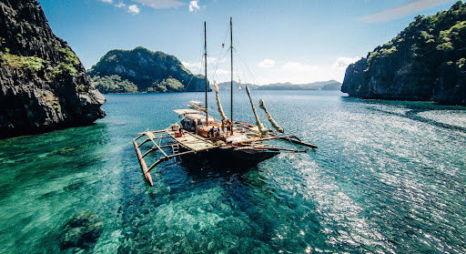 bangkas and expeditions for rent in palawan