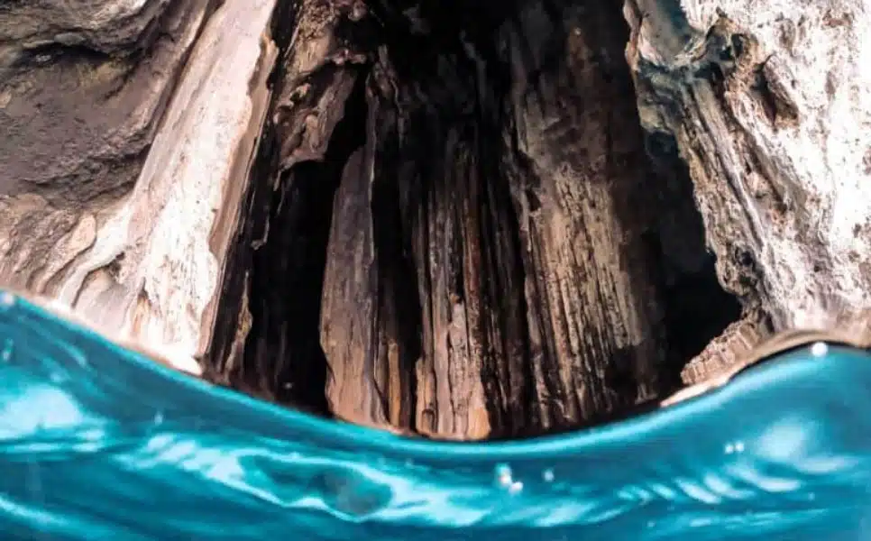 Cathedral-Cave-El-Nido-14-768x1024
